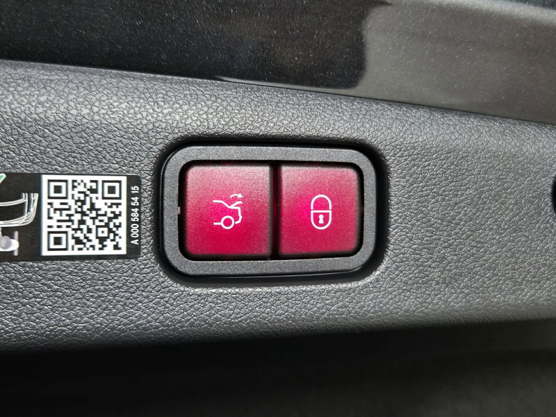 Mercedes-Benz Classe E usata a Torino (18)