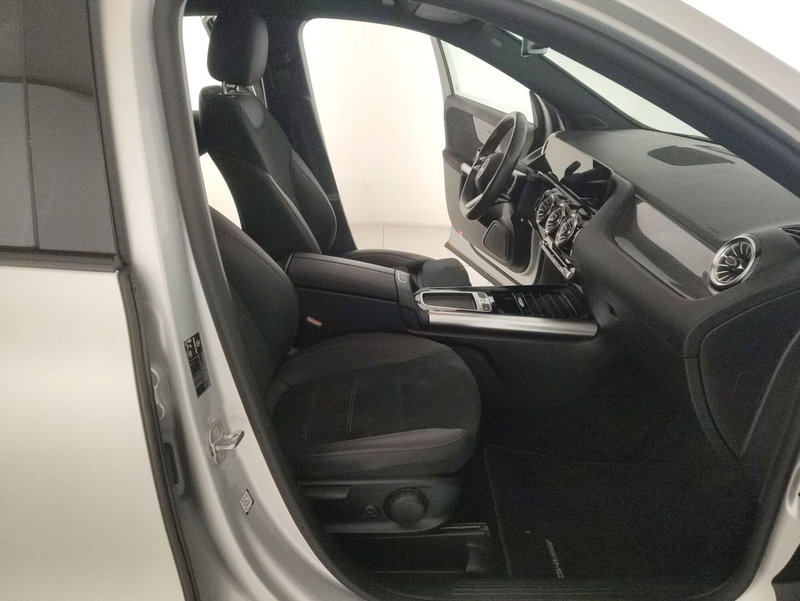 Mercedes-Benz GLA SUV usata a Alessandria (9)