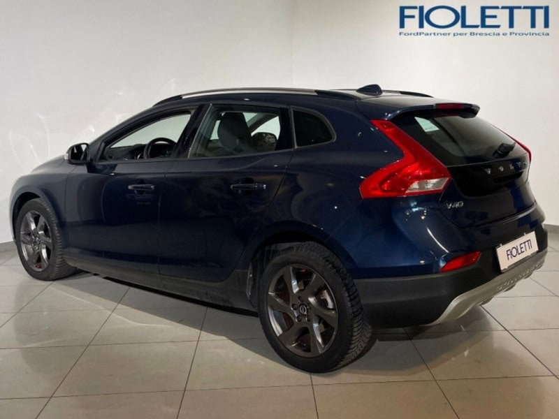 Volvo V40 Cross Country usata a Brescia (2)