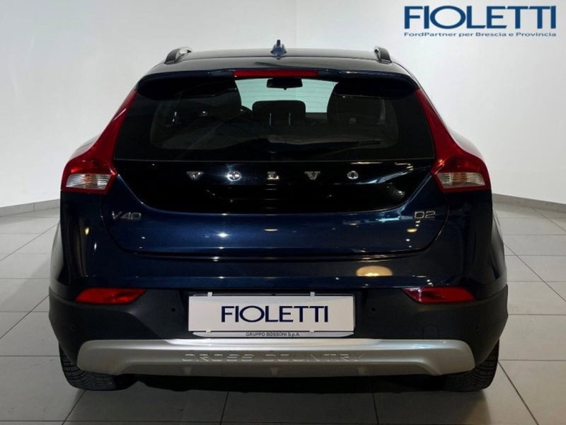 Volvo V40 Cross Country usata a Brescia (5)