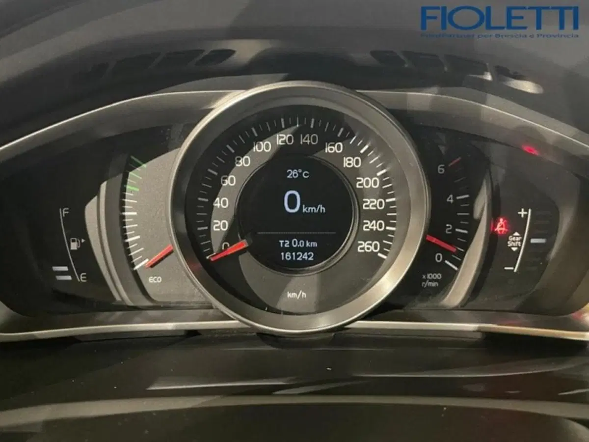 Volvo V40 Cross Country usata a Brescia (8)