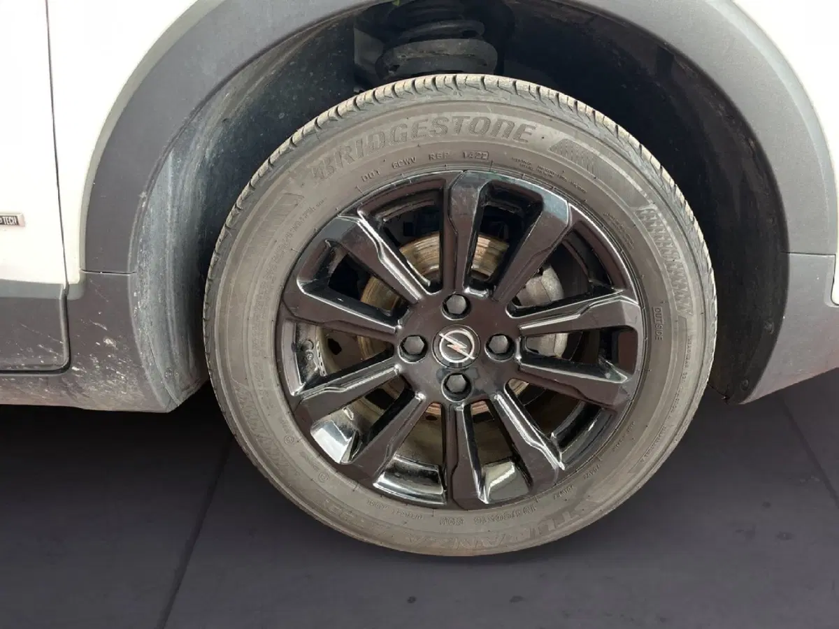 Opel Crossland X usata a Torino (7)