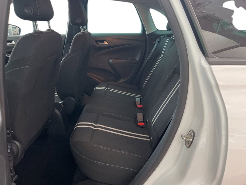 Opel Crossland X usata a Torino (9)