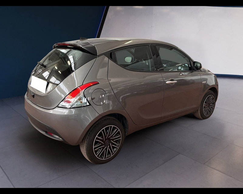 Lancia Ypsilon usata a Torino (11)