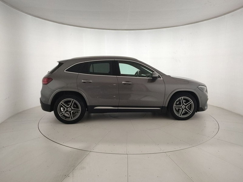 Mercedes-Benz GLA SUV usata  (5)