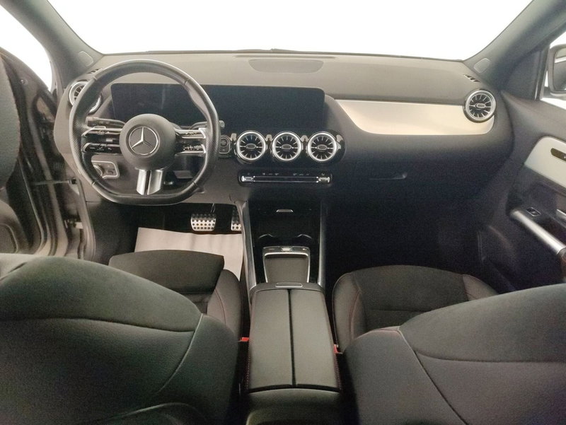 Mercedes-Benz GLA SUV usata  (8)