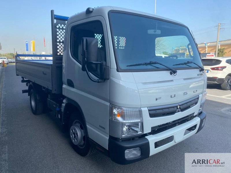 Mitsubishi Fuso Canter (4ª serie) nuova a Bergamo (2)