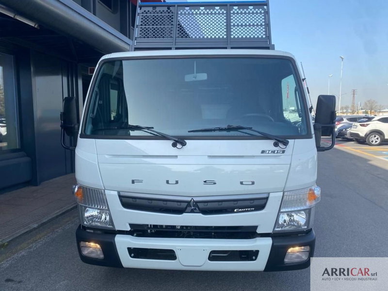 Mitsubishi Fuso Canter (4ª serie) nuova a Bergamo (3)