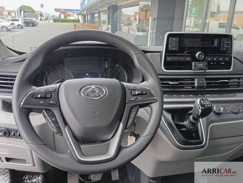 Maxus Deliver Furgone nuova a Bergamo (11)