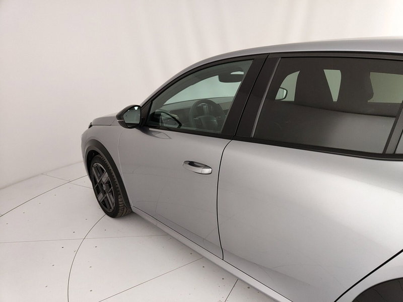 Lancia Ypsilon usata a Caserta (12)