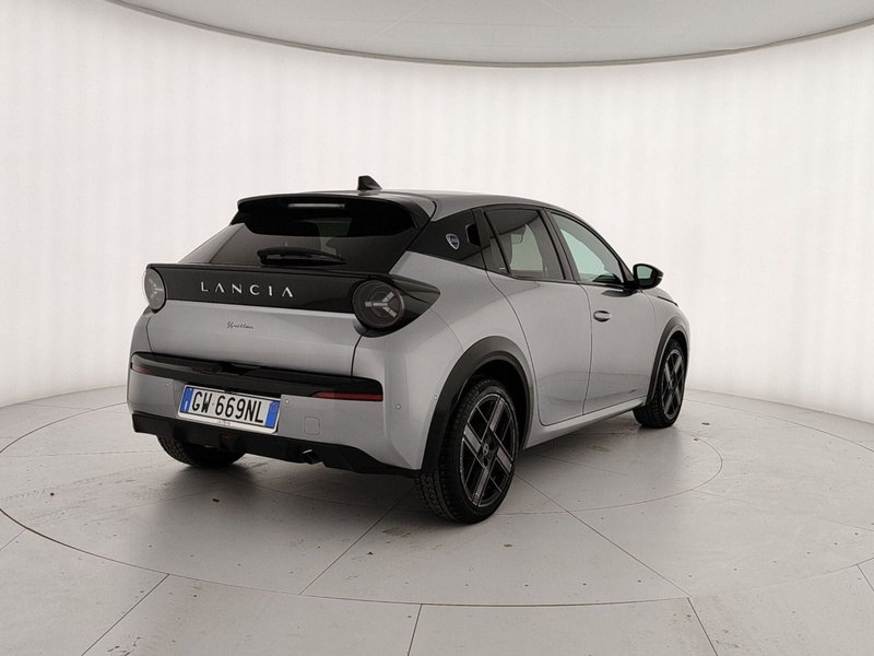 Lancia Ypsilon usata a Caserta (6)