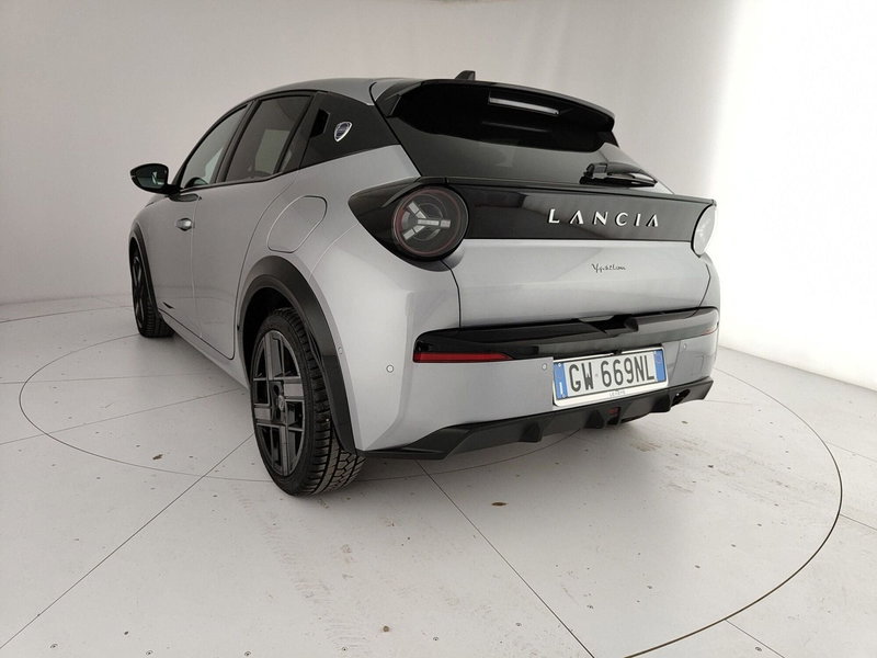 Lancia Ypsilon usata a Caserta (9)