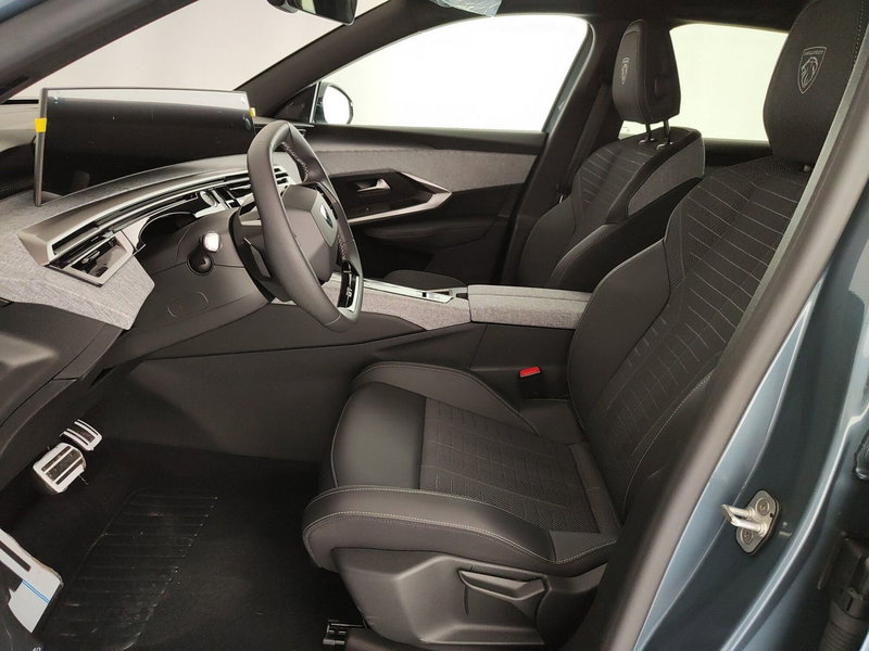 Peugeot 3008 nuova a Caserta (16)