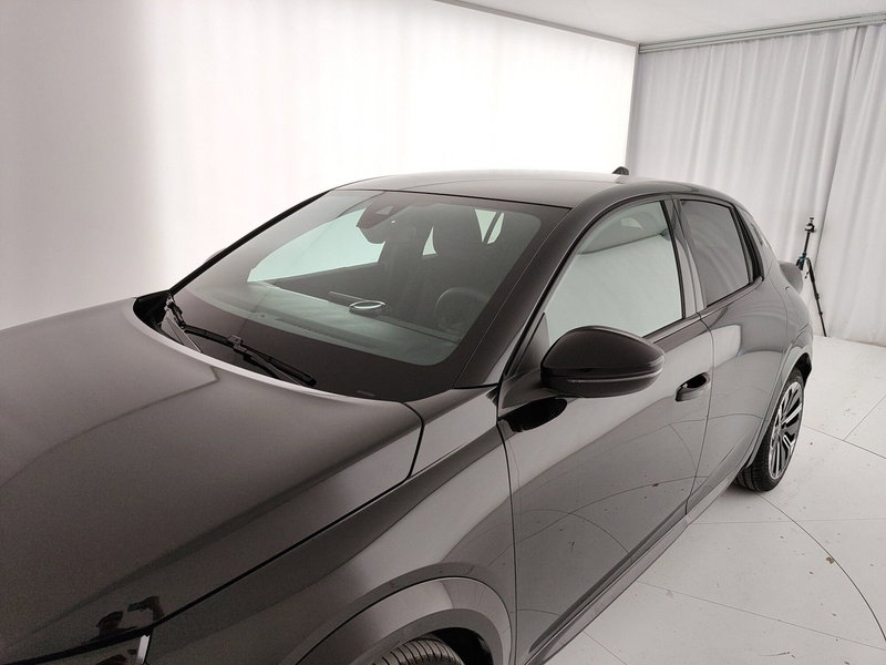 Lancia Ypsilon usata a Caserta (15)