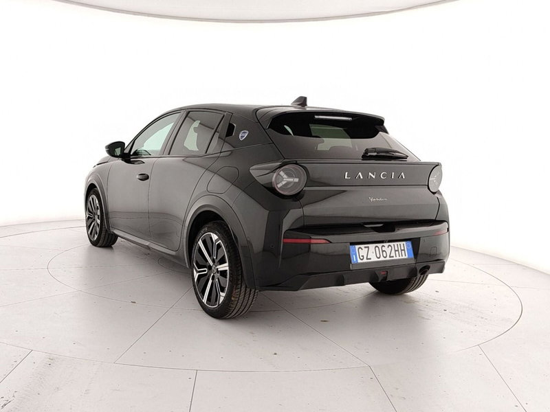 Lancia Ypsilon usata a Caserta (4)