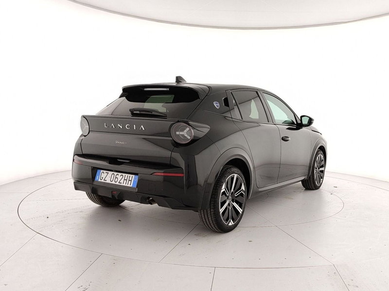 Lancia Ypsilon usata a Caserta (6)