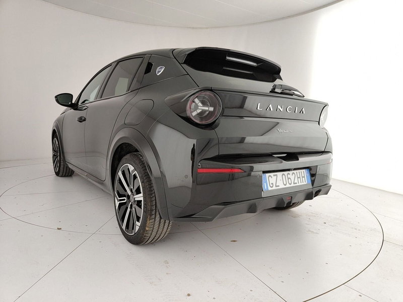 Lancia Ypsilon usata a Caserta (9)