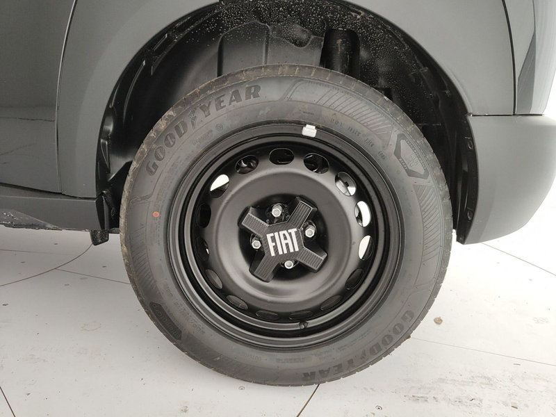 Fiat Grande Panda nuova a Caserta (12)