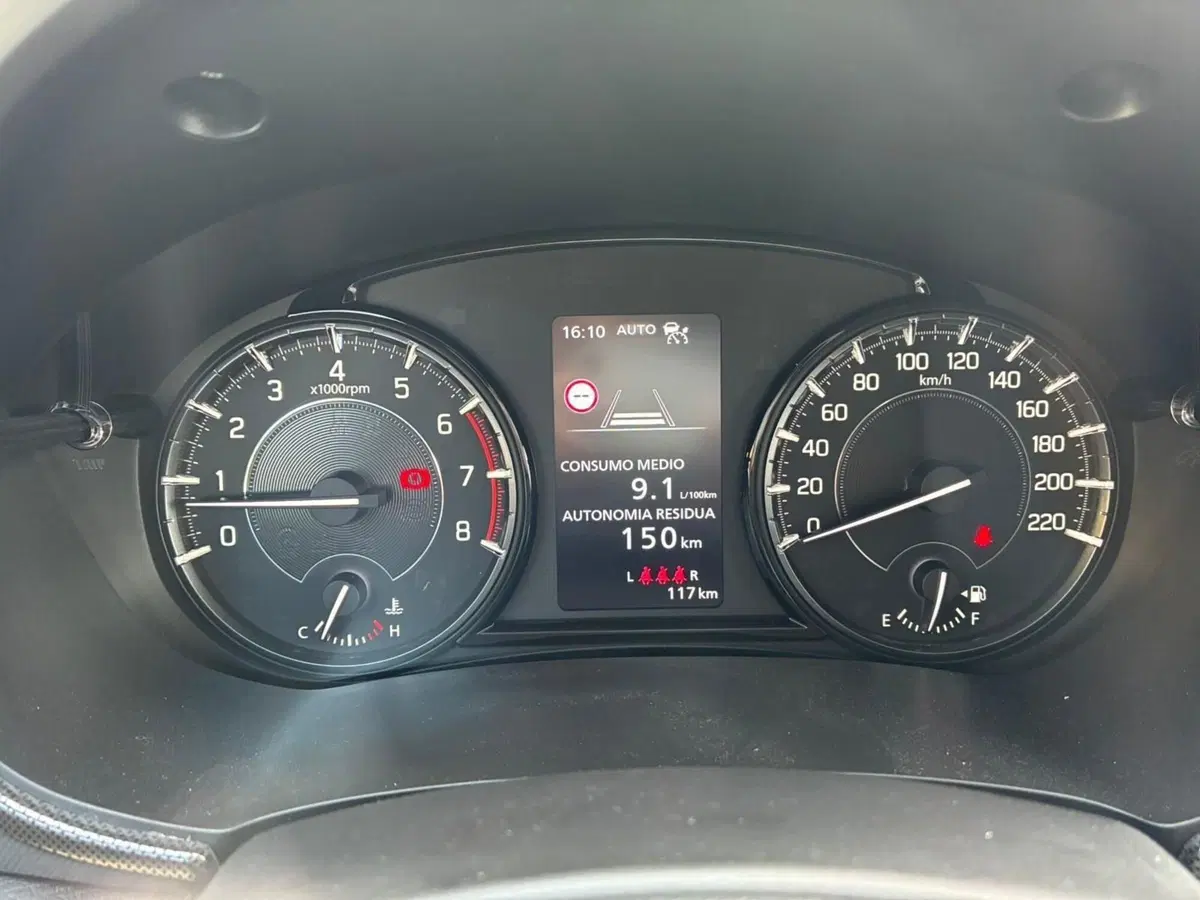 Suzuki Vitara nuova a Prato (13)