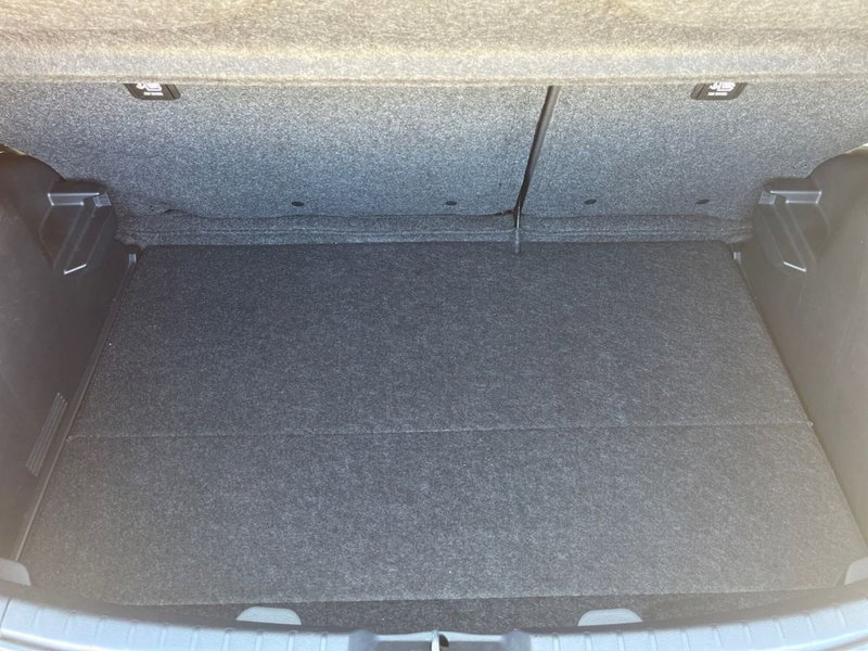 Toyota Yaris usata a Ragusa (6)