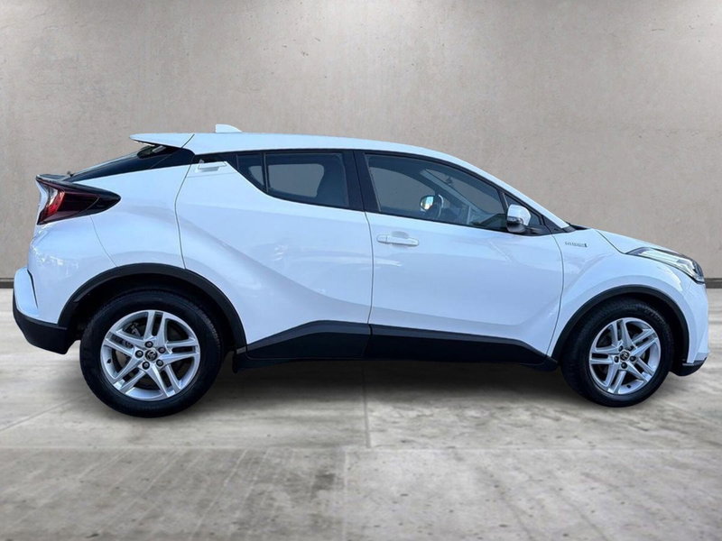 Toyota Toyota C-HR usata a Catania (3)