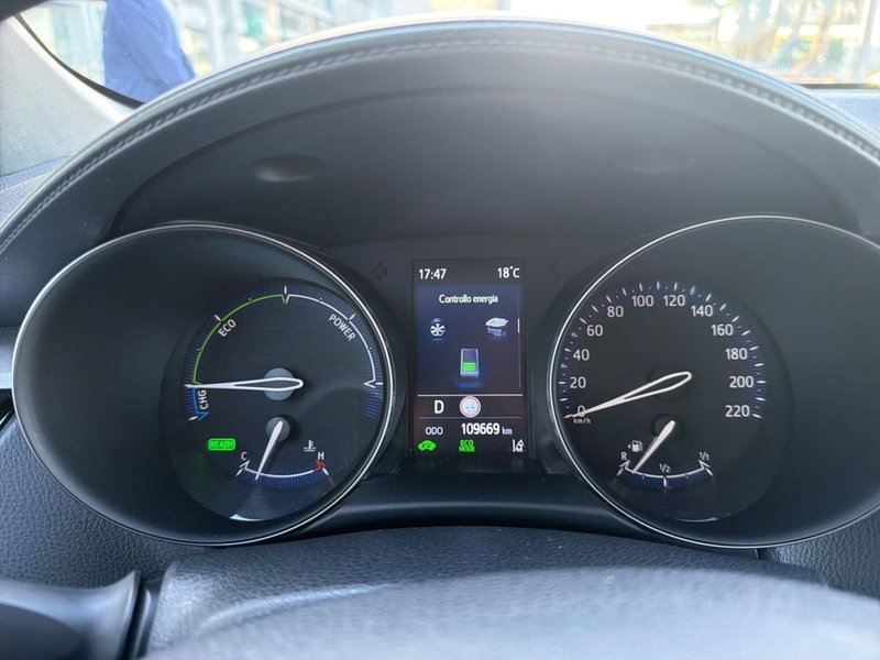 Toyota Toyota C-HR usata a Catania (8)