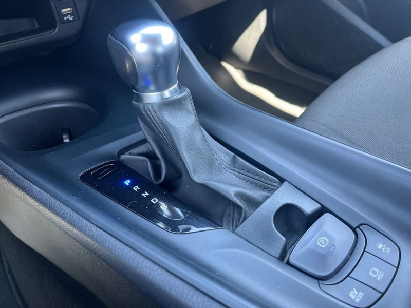 Toyota Toyota C-HR usata a Ragusa (12)