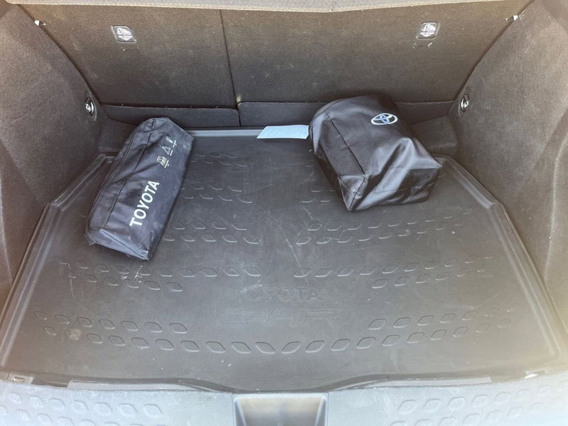 Toyota Toyota C-HR usata a Ragusa (6)