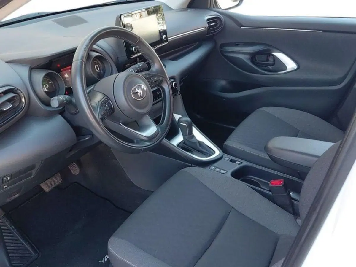 Toyota Yaris usata a Cagliari (13)