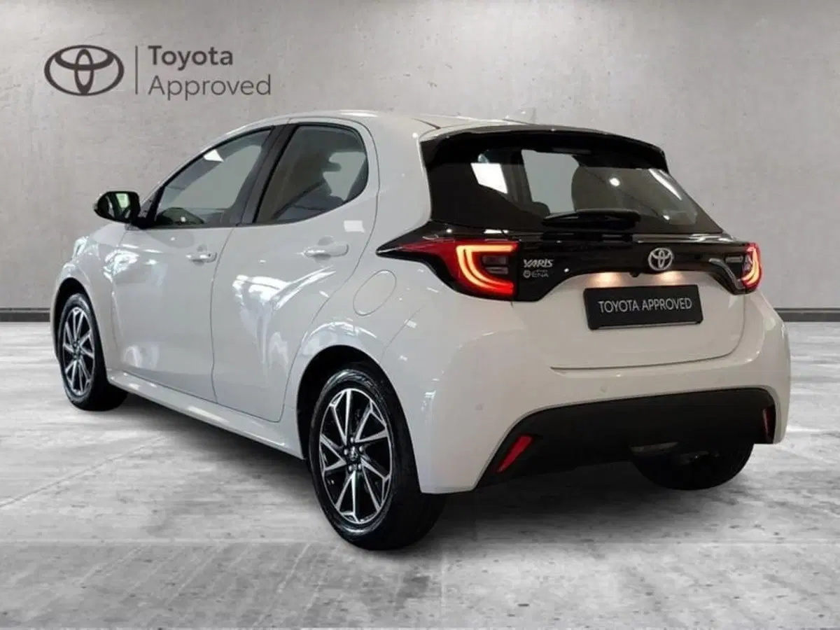 Toyota Yaris usata a Cagliari (6)