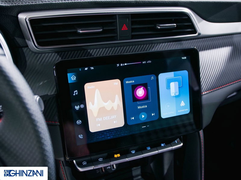 Mg ZS nuova a Bergamo (15)