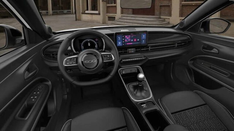 Fiat 600 nuova a Bergamo (12)