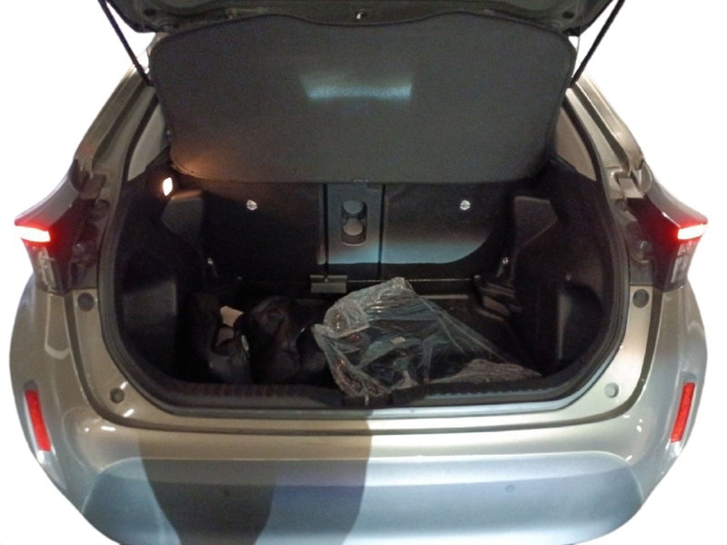 Toyota Yaris Cross usata a Milano (12)