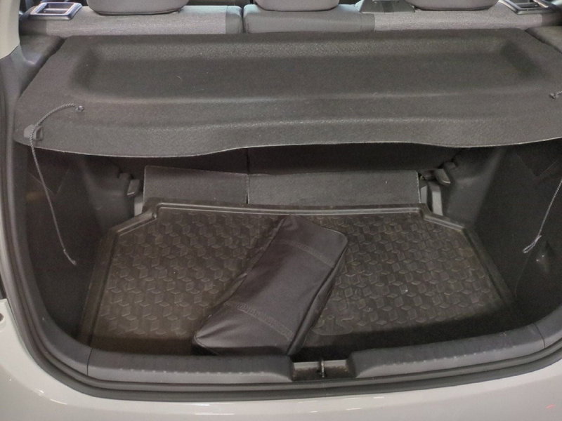 Toyota Yaris usata a Milano (11)