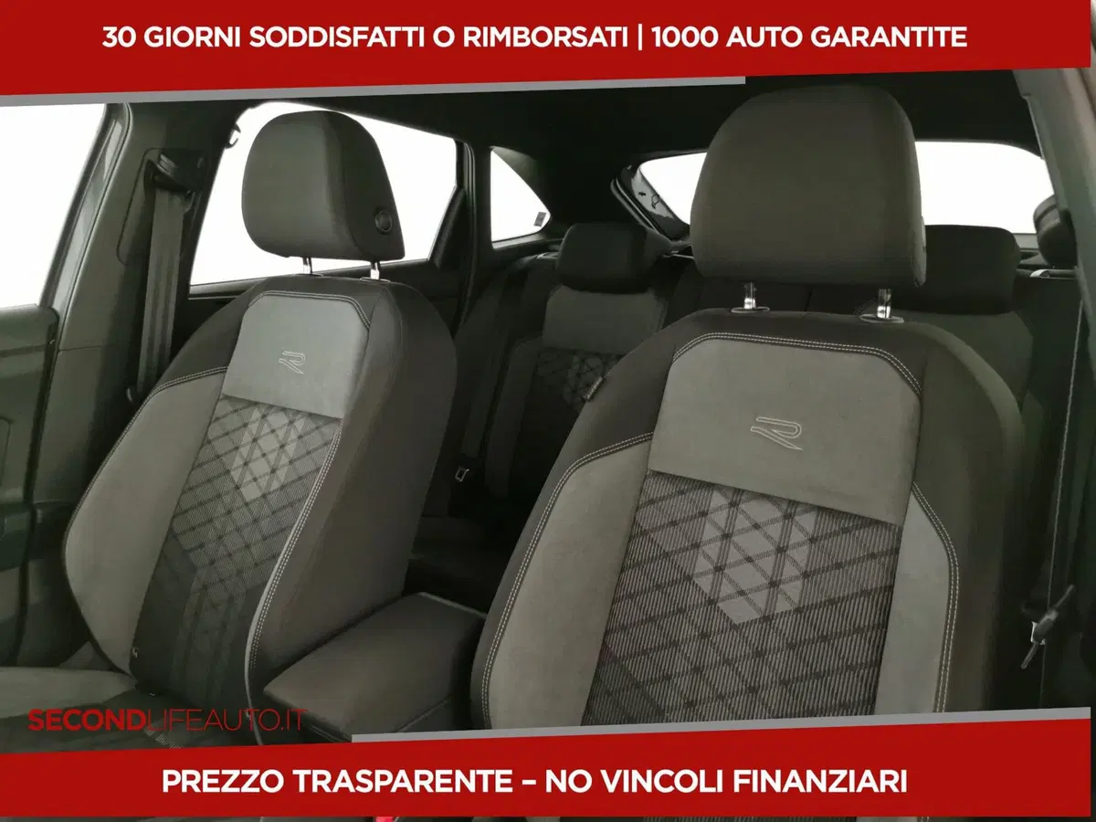 Volkswagen Taigo nuova a Chieti (12)