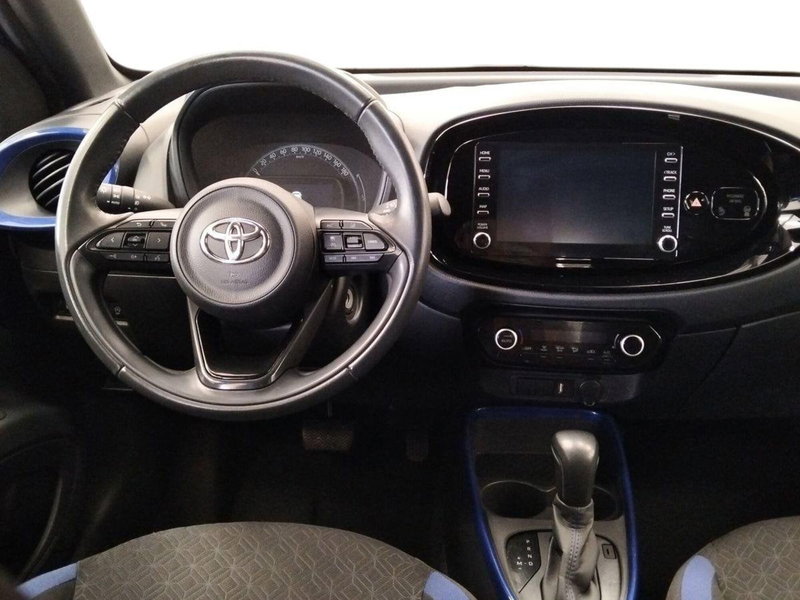 Toyota Aygo X usata a Roma (7)