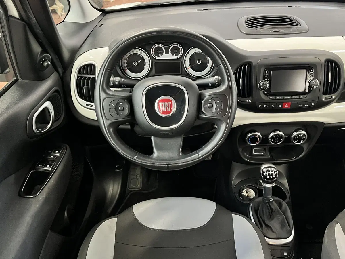 Fiat 500L usata a Bologna (7)