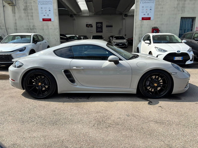 Porsche 718 Cayman  usata a Modena (5)