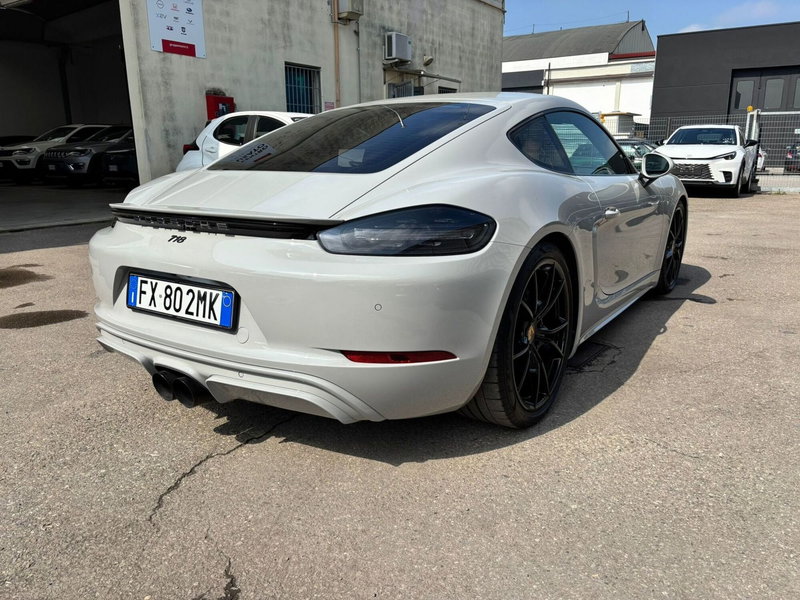 Porsche 718 Cayman  usata a Modena (8)