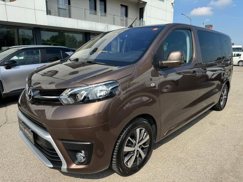 Toyota Proace Verso usata a Modena