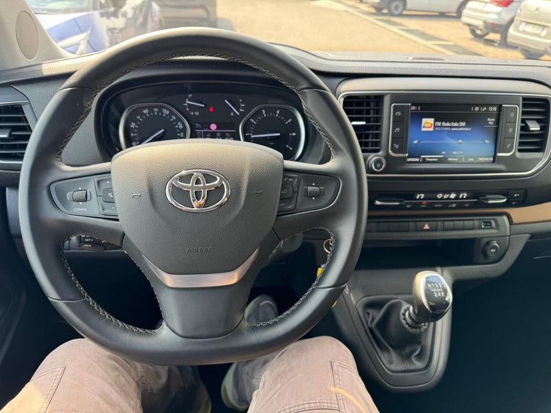 Toyota Proace Verso usata a Modena (11)
