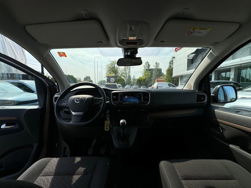 Toyota Proace Verso usata a Modena (17)