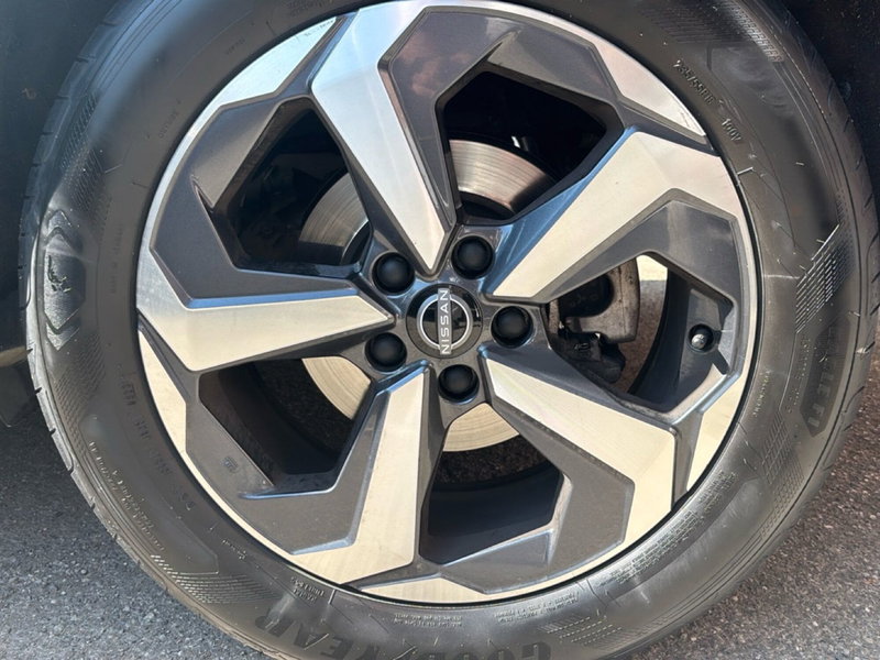 Nissan Qashqai usata a Bologna (7)