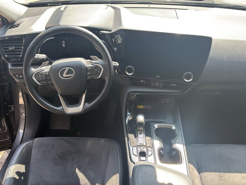 Lexus NX usata a Bologna (9)