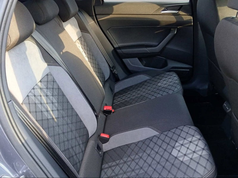 Volkswagen Taigo usata a Livorno (11)