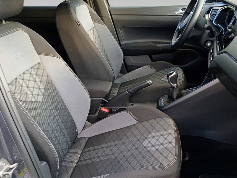 Volkswagen Taigo usata a Livorno (12)