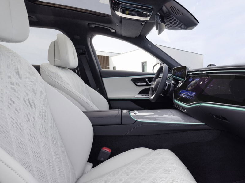 Mercedes-Benz Classe E Station Wagon nuova a Siena (5)