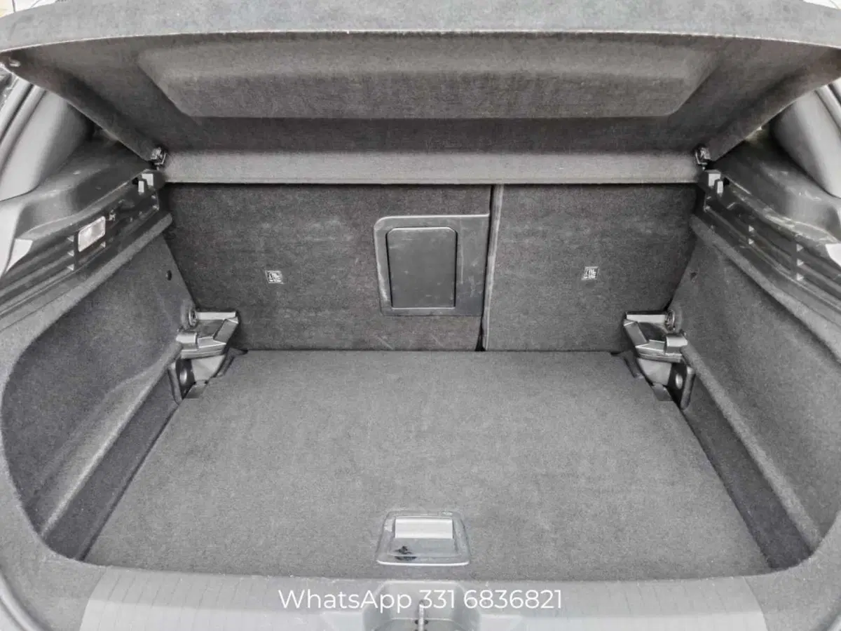 Opel Astra usata a Palermo (17)