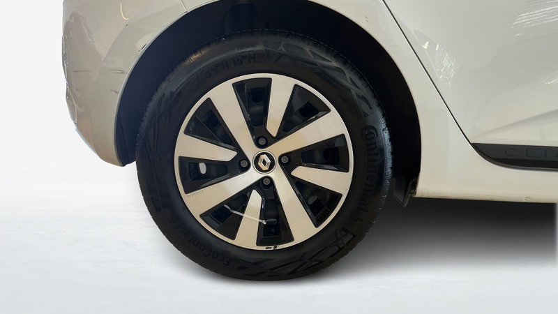 Renault Clio usata a Catania (17)