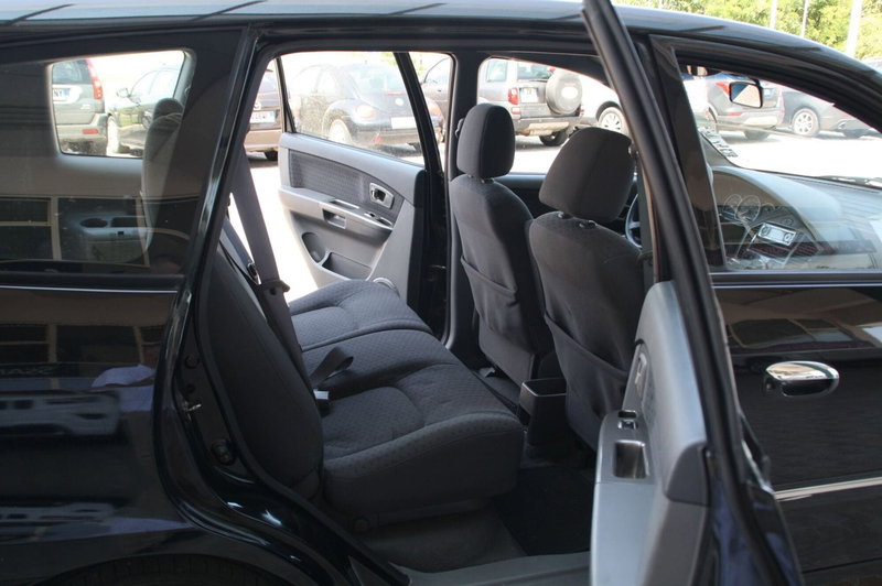 Kia Carens usata a Pordenone (5)